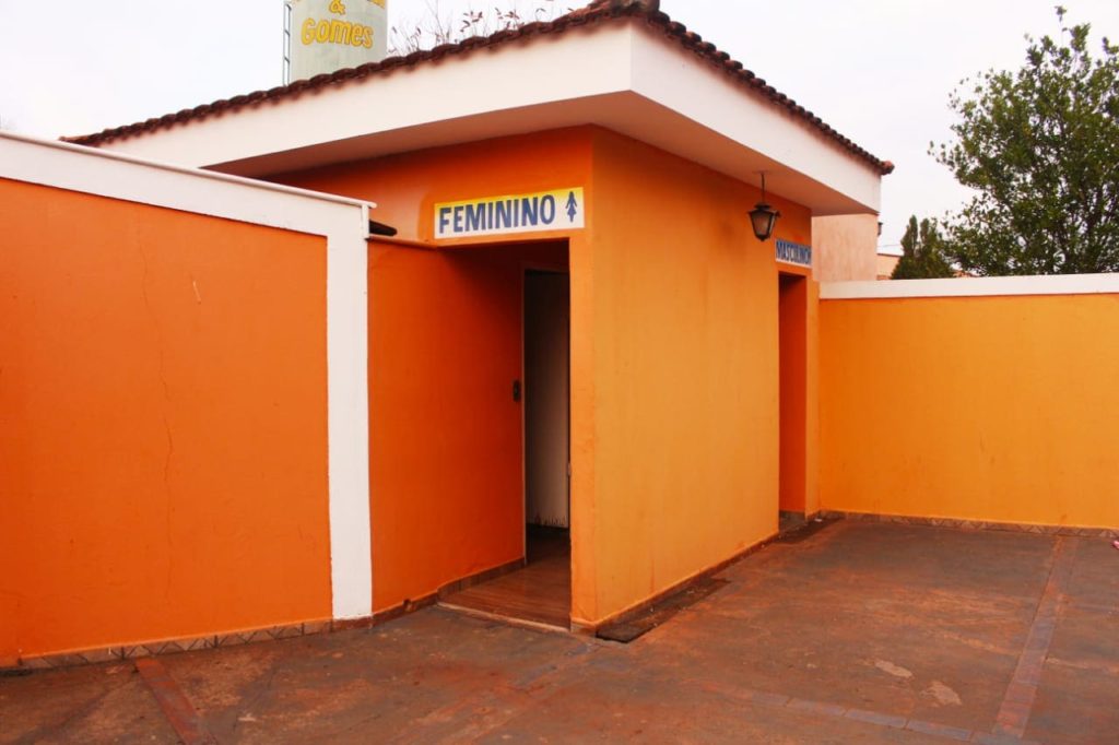 Clínica de Recuperação Feminina em Araçatuba SP - Sanitarios externos